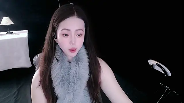 nannanbaby002 online show from December 1, 2025, 1:16 pm