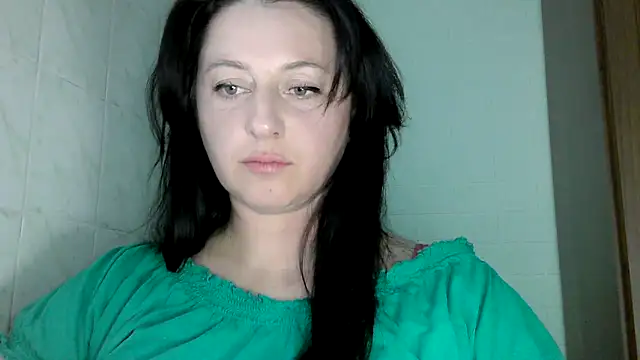 Snapshot of MelinaAx chatting on April 21, 2026, 7:06 pm MelinaAx online show from April 21, 2026, 7:06 pm