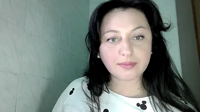 Snapshot of MelinaAx chatting on April 26, 2026, 7:22 pm MelinaAx online show from April 26, 2026, 7:22 pm