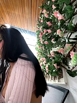 Irina Fernandez online show from November 26, 2025, 4:08 pm