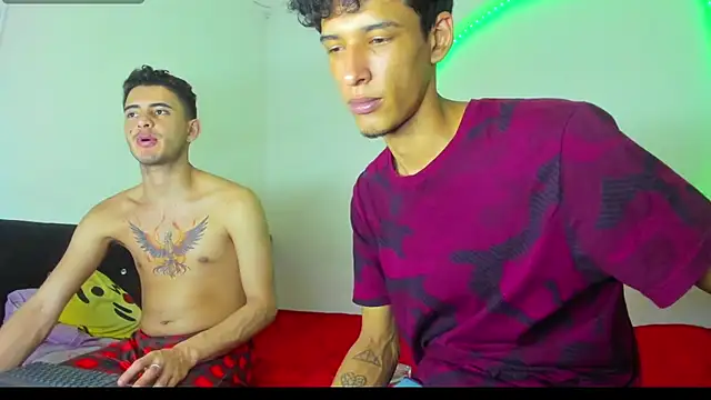 kaiborman00 online show from December 15, 2025, 3:11 am