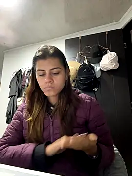 Snapshot of anna_evans9 chatting on November 23, 2025, 11:10 am anna evans9 online show from November 23, 2025, 11:10 am