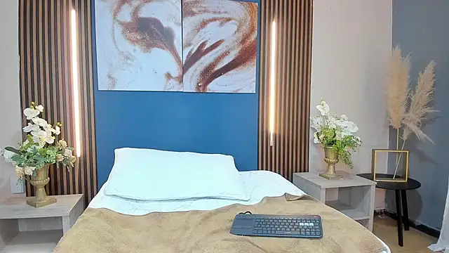 two on fire online show from November 21, 2025, 7:45 pm