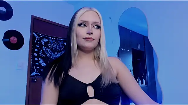 scorpiogyal online show from November 26, 2025, 4:08 pm