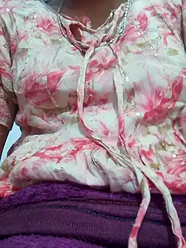 isha sharma2002 online show from November 26, 2025, 3:18 am