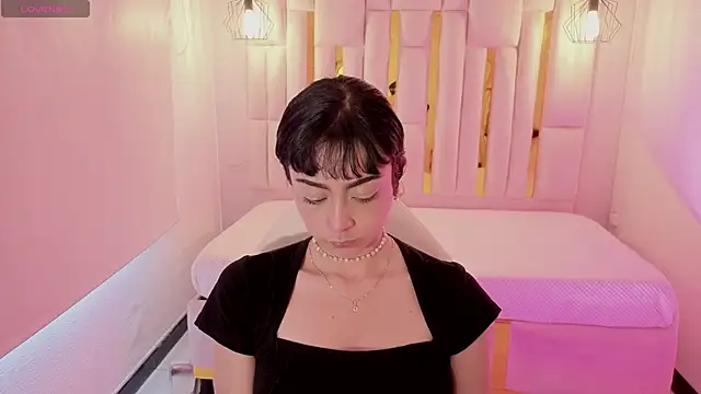 Snapshot of Crystall_sweett chatting on November 22, 2025, 7:24 pm Crystall sweett online show from November 22, 2025, 7:24 pm