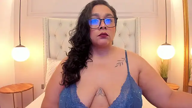 ViickyLee online show from March 31, 2026, 6:36 am