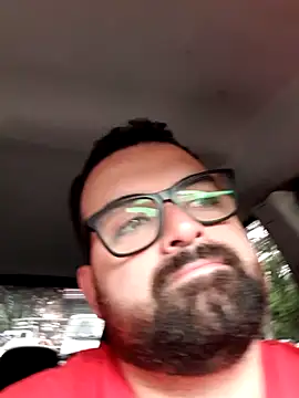 julianlondo111 online show from February 24, 2026, 6:50 pm