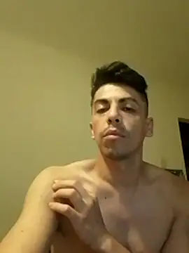 Snapshot of roddyron1n chatting on November 17, 2025, 1:22 am roddyron1n online show from November 17, 2025, 1:22 am