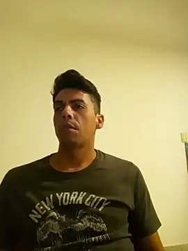 Snapshot of roddyron1n chatting on November 29, 2025, 3:20 am roddyron1n online show from November 29, 2025, 3:20 am