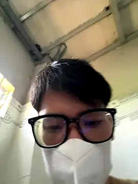 Snapshot of MEFUN- chatting on November 30, 2025, 2:48 am MEFUN- online show from November 30, 2025, 2:48 am