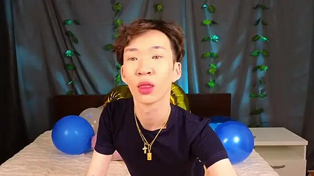 islendtakumi online show from November 20, 2025, 3:07 am