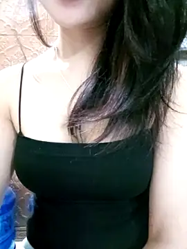 Snapshot of Lynk2x chatting on November 15, 2025, 5:09 pm Lynk2x online show from November 15, 2025, 5:09 pm