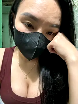 dusi-cute online show from November 22, 2025, 5:56 pm