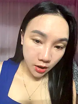 dusi-cute online show from November 25, 2025, 1:27 am