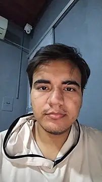 Snapshot of lans_howl chatting on November 29, 2025, 5:43 am lans howl online show from November 29, 2025, 5:43 am