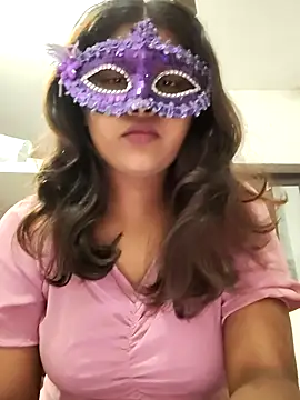 Snapshot of TINA9900 chatting on November 20, 2025, 3:45 pm TINA9900 online show from November 20, 2025, 3:45 pm