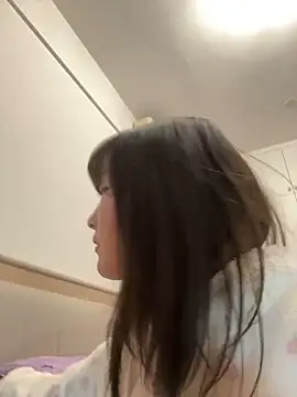 Snapshot of susuya_sha chatting on March 6, 2026, 2:13 pm susuya sha online show from March 6, 2026, 2:13 pm