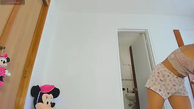 chanel-vonn online show from November 26, 2025, 4:41 pm