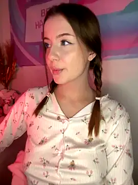 LoKIRAve online show from November 25, 2025, 3:34 pm