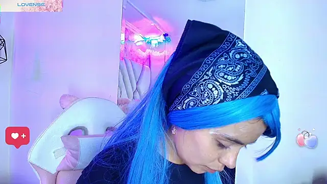 tsuky nekoo online show from November 22, 2025, 2:10 am