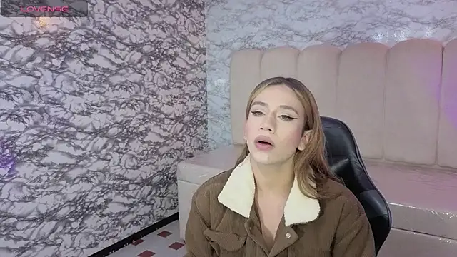 Evy Luxx v online show from February 7, 2026, 3:43 am