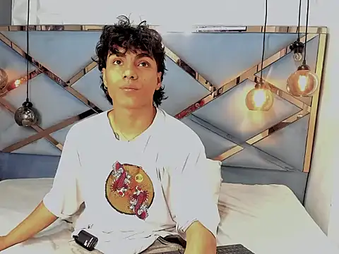 MattFiore online show from January 8, 2026, 7:38 pm