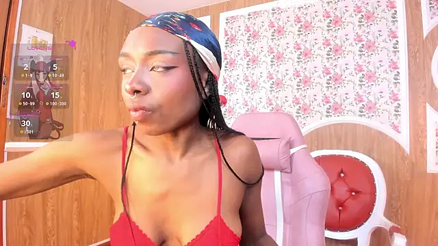 Snapshot of Midnight_Bluee chatting on November 20, 2025, 12:05 pm Midnight Bluee online show from November 20, 2025, 12:05 pm