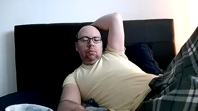 Snapshot of sbeast69 chatting on November 29, 2025, 1:58 pm sbeast69 online show from November 29, 2025, 1:58 pm