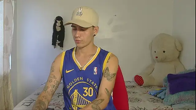 Snapshot of kilyan_wow chatting on November 18, 2025, 10:03 pm kilyan wow online show from November 18, 2025, 10:03 pm