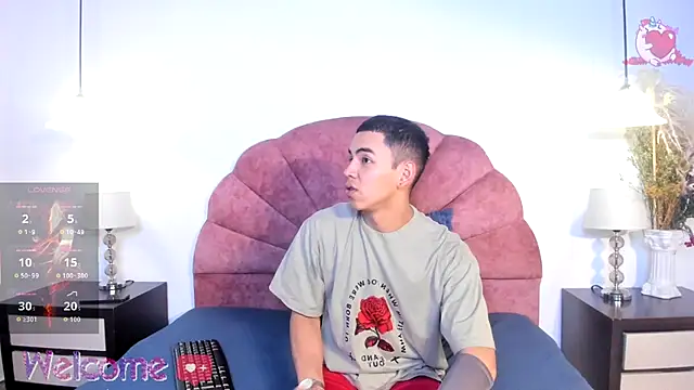 Rose Ethan online show from November 30, 2025, 3:43 am