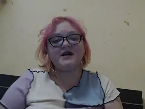 Snapshot of Aneris1718 chatting on November 29, 2025, 3:15 pm Aneris1718 online show from November 29, 2025, 3:15 pm