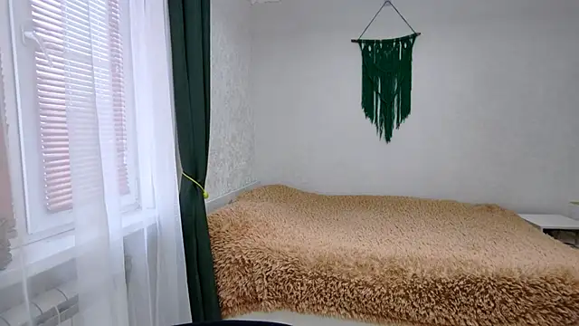 ShanekaBellow online show from November 23, 2025, 12:16 pm