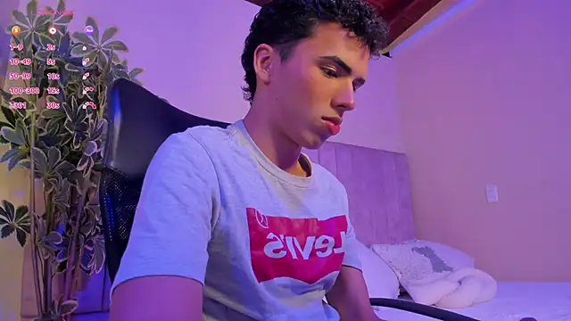 Snapshot of Seab_trooy chatting on November 25, 2025, 4:12 am Seab trooy online show from November 25, 2025, 4:12 am