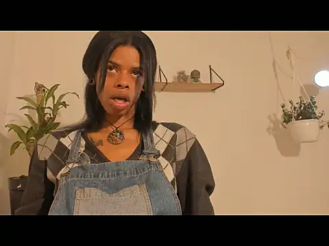 aprille15 online show from March 5, 2026, 5:47 am