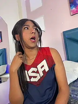 Snapshot of Hopemoretti chatting on November 29, 2025, 6:05 am Hopemoretti online show from November 29, 2025, 6:05 am