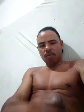 Snapshot of morenoosafado18cm chatting on December 3, 2025, 9:46 pm morenoosafado18cm online show from December 3, 2025, 9:46 pm