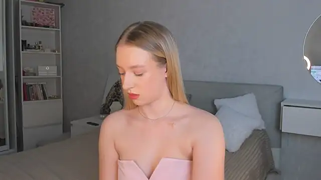 Snapshot of elldiana chatting on March 3, 2026, 5:24 am elldiana online show from March 3, 2026, 5:24 am