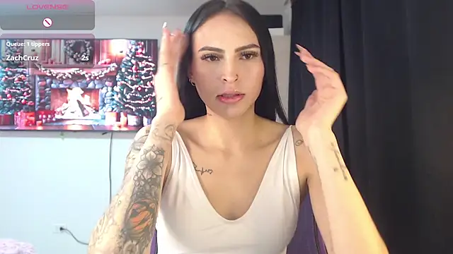 Linda  fiore online show from November 29, 2025, 3:09 am