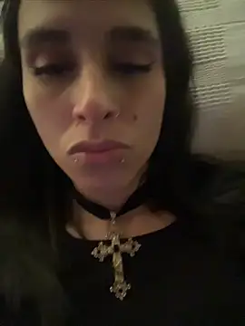 Isabella Hillss online show from May 31, 2026, 9:38 pm