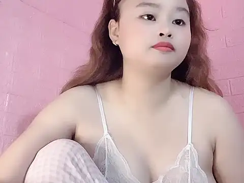 Lina8386 online show from November 20, 2025, 6:51 pm