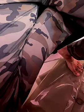 Snapshot of Your_imran chatting on November 17, 2025, 6:30 am Your imran online show from November 17, 2025, 6:30 am