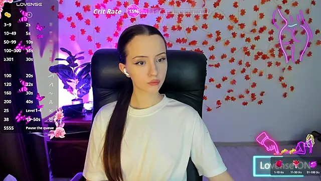 BellaVelure6767 online show from December 19, 2025, 11:45 pm