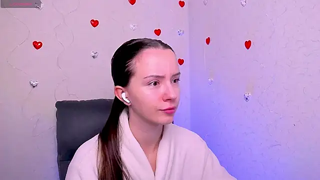 BellaVelure6767 online show from June 25, 2026, 2:22 am