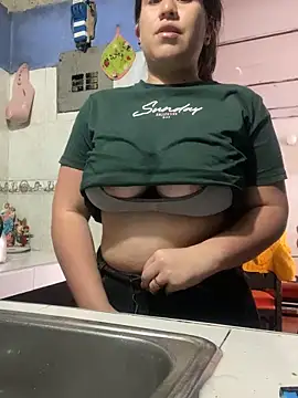 Scarlett Noire outdoors online show from November 26, 2025, 7:26 pm