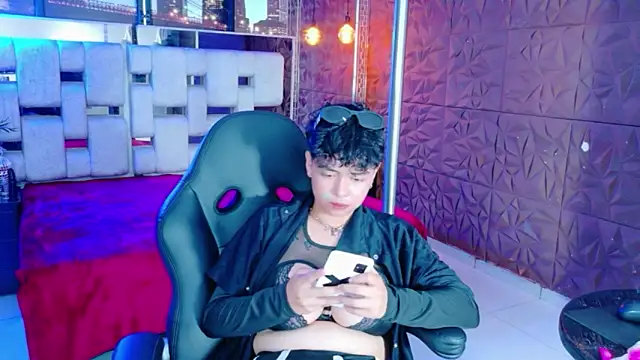 lunabustygirl online show from January 31, 2026, 7:11 pm