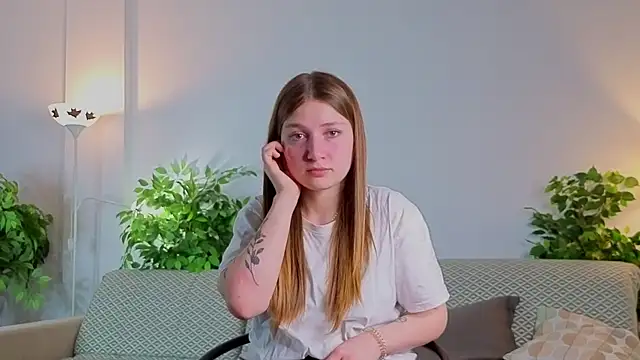 LesaFeldker online show from November 27, 2025, 1:18 am