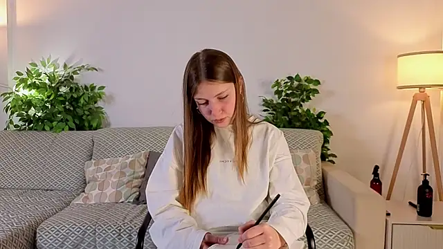 LesaFeldker online show from November 29, 2025, 1:19 am