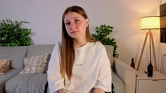 LesaFeldker online show from November 30, 2025, 1:09 am