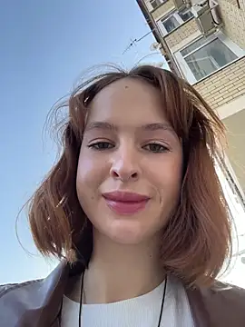 Snapshot of hani_obsessed chatting on November 27, 2025, 10:17 am hani obsessed online show from November 27, 2025, 10:17 am